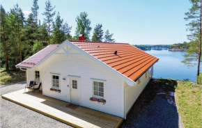 Gorgeous Home In Årjäng With Wifi